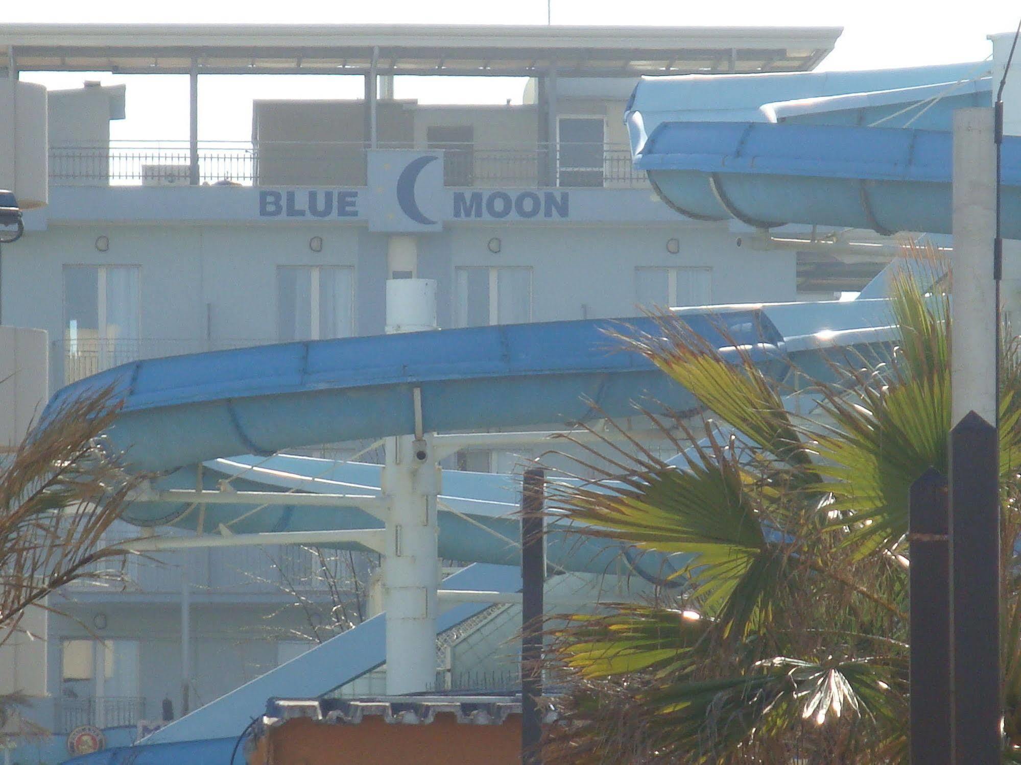 Hotel Blue Moon Rímini Exterior foto