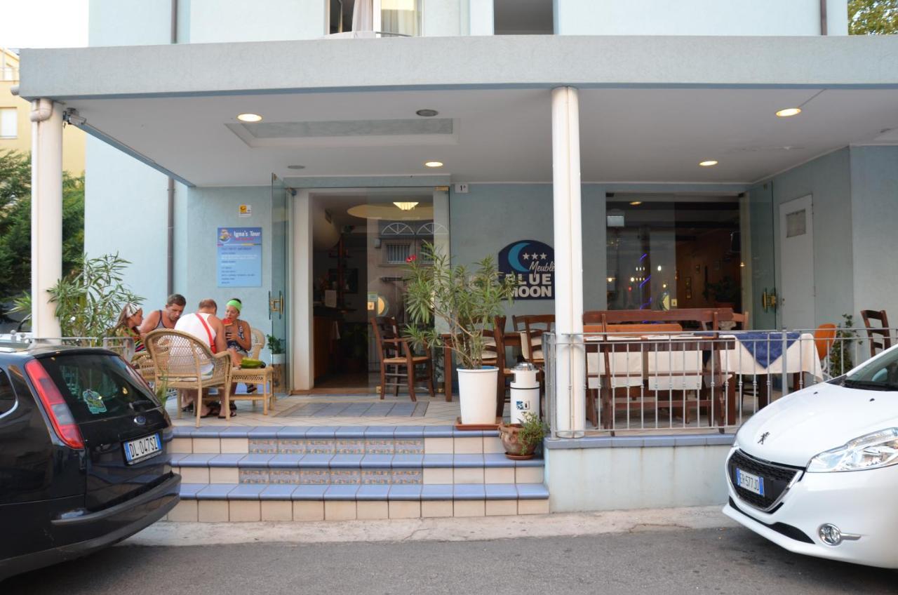 Hotel Blue Moon Rímini Exterior foto